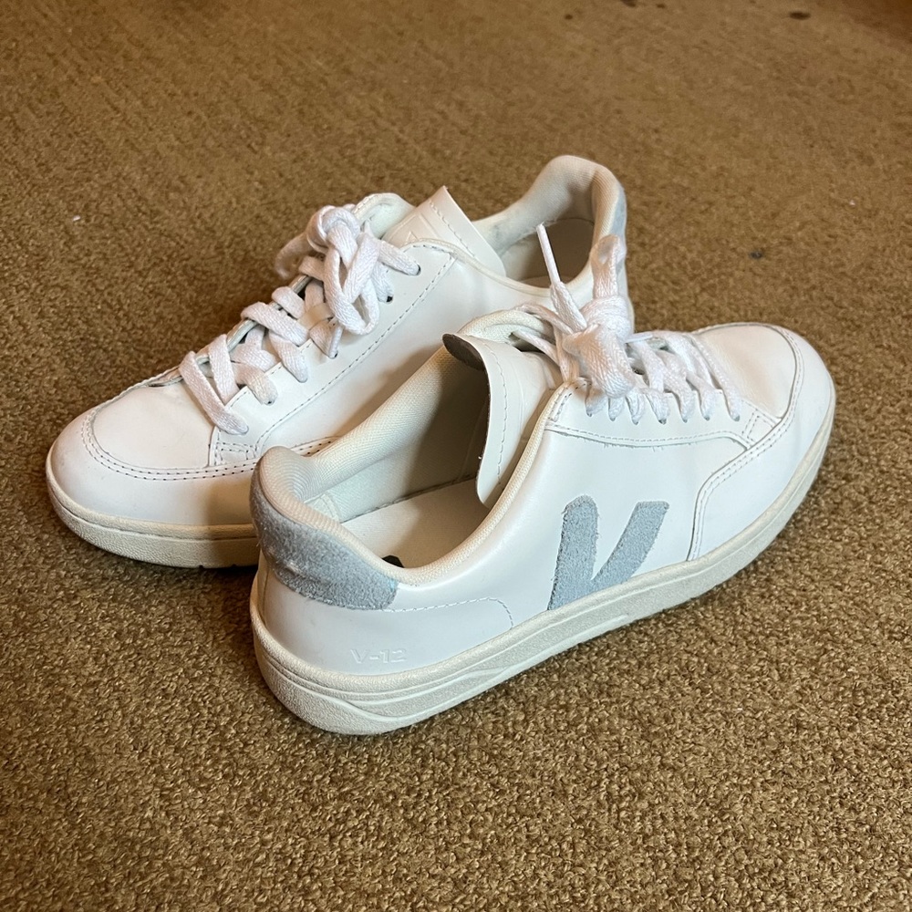 Veja V-12 light blue and white sneakers. Womens 7